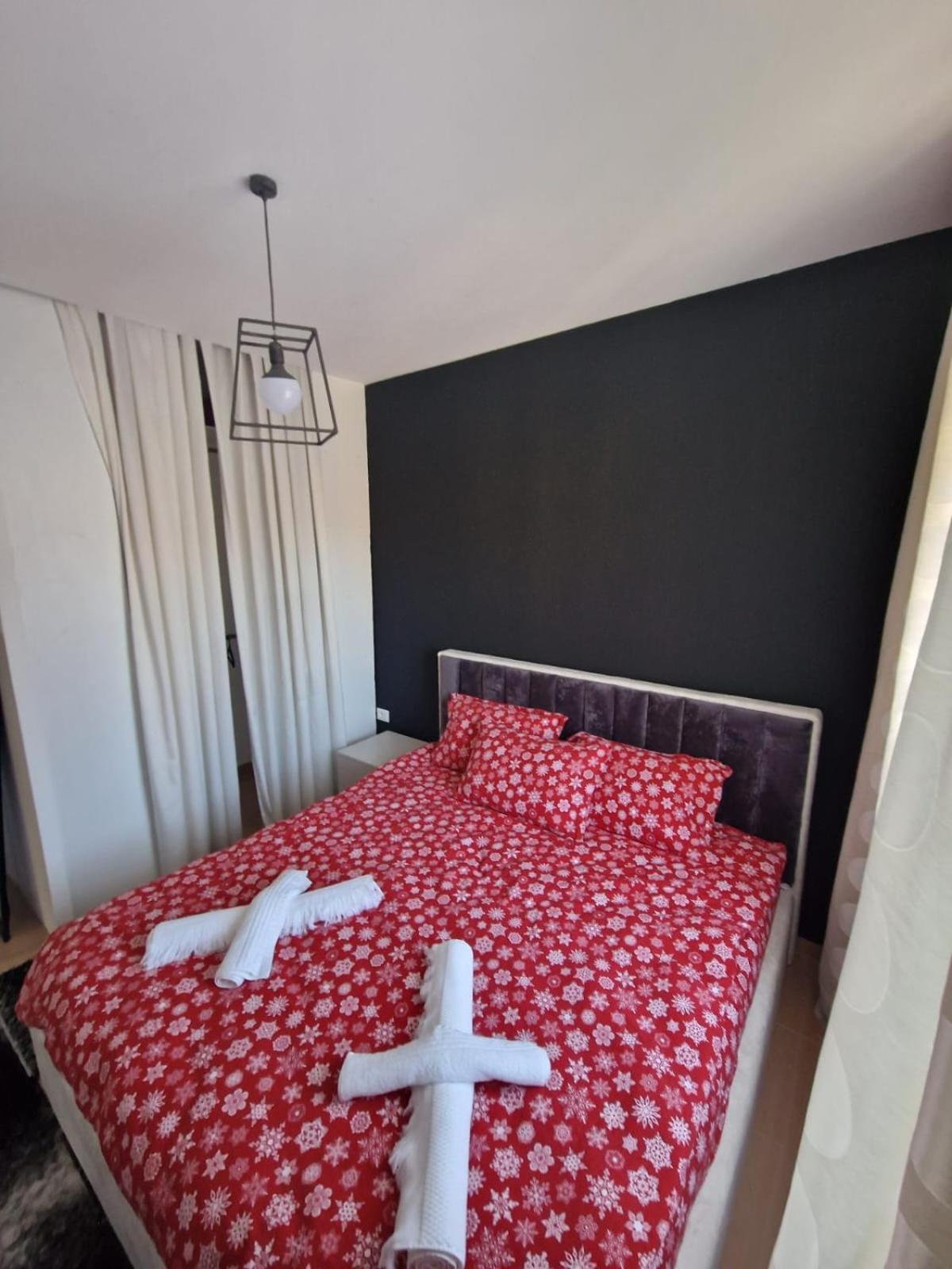 Apartament Yourhome *